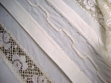Load image into Gallery viewer, 50s Beige Lace Blouse / Fashionality by Sidele Large
