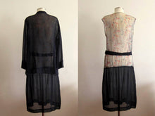 Load image into Gallery viewer, 1920s Silk Flapper Dress 2-Piece Dress American Indian Feather Novelty Print