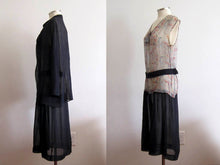 Load image into Gallery viewer, 1920s Silk Flapper Dress 2-Piece Dress American Indian Feather Novelty Print