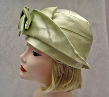 Load image into Gallery viewer, 1920s Green Silk Cloche Hat Pastel Green DEADSTOCK Cloche 21"