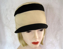 Load image into Gallery viewer, 1920s Silk Cloche Hat Black & Tan Silk Faille Cloche 21"