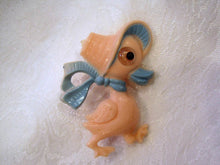 Load image into Gallery viewer, 1940s Googly Eye Duck Pin Celluloid Early Plastic