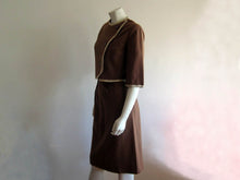 Load image into Gallery viewer, 1940s Women's Tailored Skirt Suit Russet Brown Wool