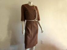 Load image into Gallery viewer, 1940s Women's Tailored Skirt Suit Russet Brown Wool
