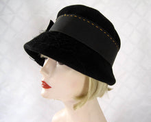 Load image into Gallery viewer, 1920s Black Felt Cloche Hat Earth Tone Flower