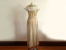 Load image into Gallery viewer, 1930s Green Mustard Floral Print Cotton Voile Day Dress Excellent