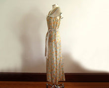 Load image into Gallery viewer, 1930s Green Mustard Floral Print Cotton Voile Day Dress Excellent