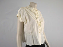 Load image into Gallery viewer, 50s Beige Lace Blouse / Fashionality by Sidele Large
