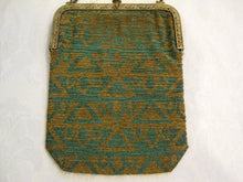 Load image into Gallery viewer, 1920s Art Deco Egyptian Revival Beaded Flapper Purse