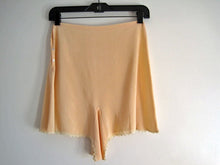 Load image into Gallery viewer, 1920s Peach Silk Crepe Tap Pants Tatted Lace Silk Panties Flapper Lingerie