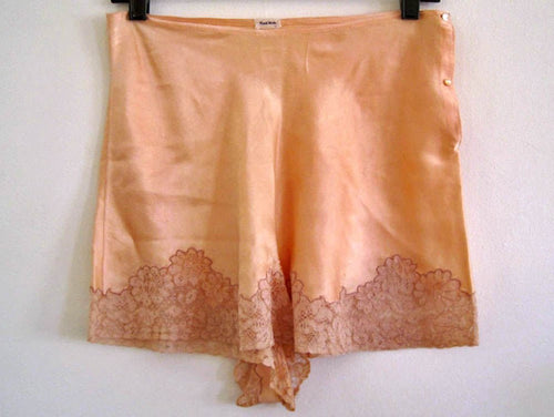 1920s Flapper Lingerie Peach Satin Silk Tap Pants Alencon Lace