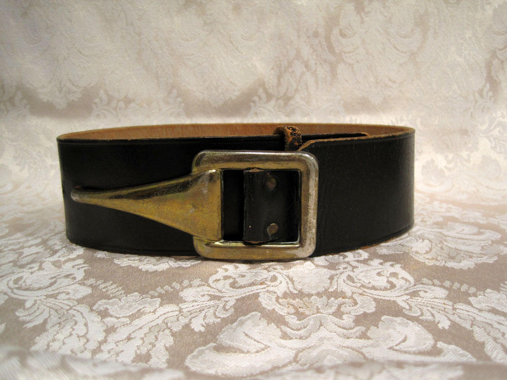 1940s 50s Garay Black Leather Belt Hook Buckle