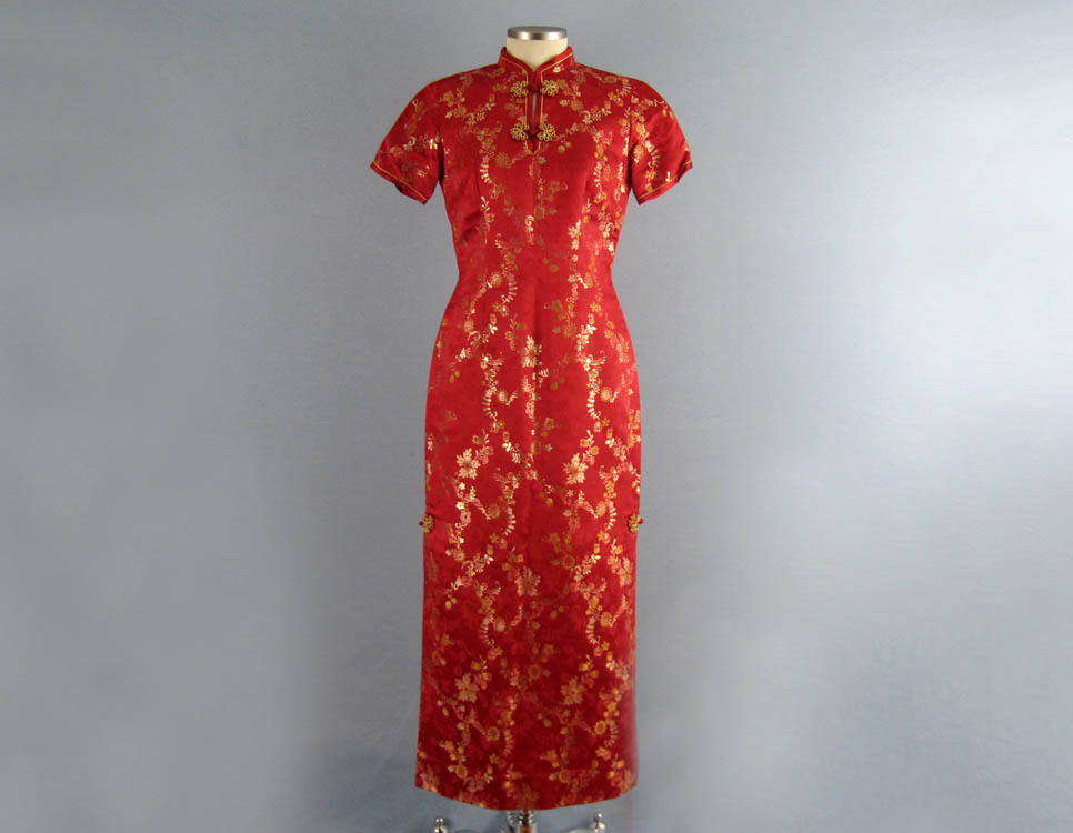 1950s Chinese Red & Gold Silk Brocade Cheongsam Wiggle Dress