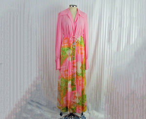 1970s Vanity Fair Robe Pink BOHO Hippie Flower Power Maxi Robe Long Sleeve