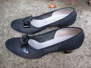 1940s Black Mesh Pumps Red Cross Shoes
